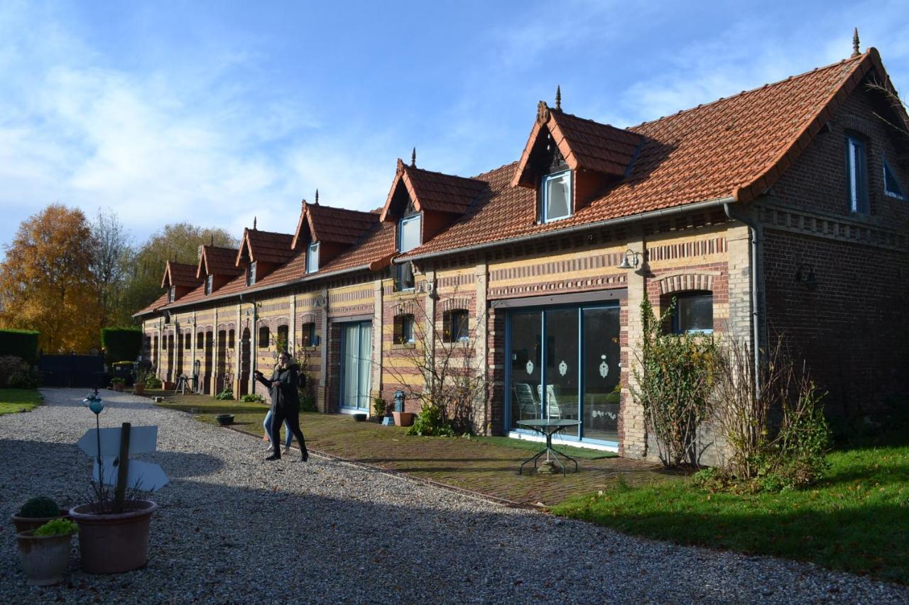 Gite Des Ecuries Derchigny Exteriör bild